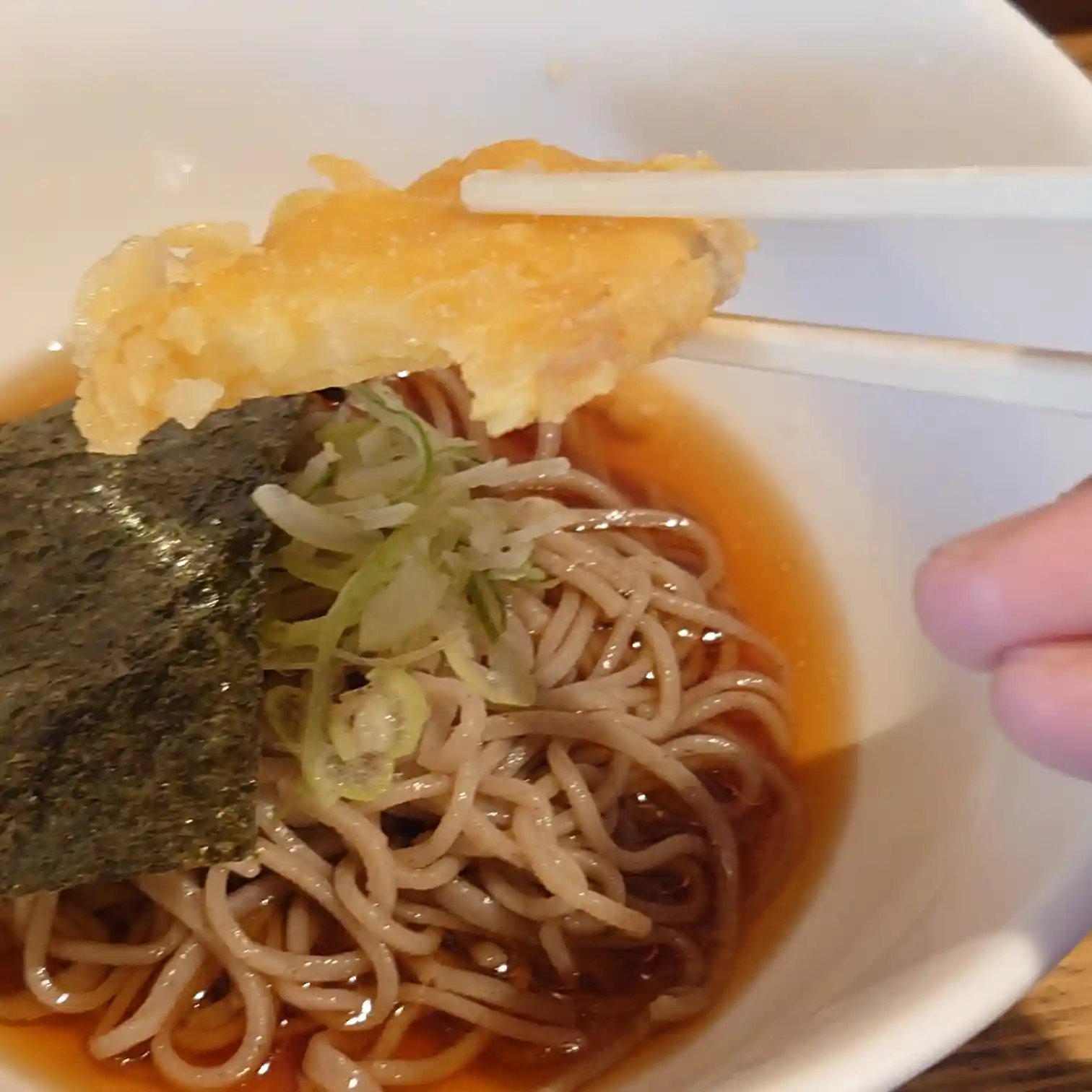 伊豆、修善寺、十割そばさくだの天ぷらそばの天ぷら