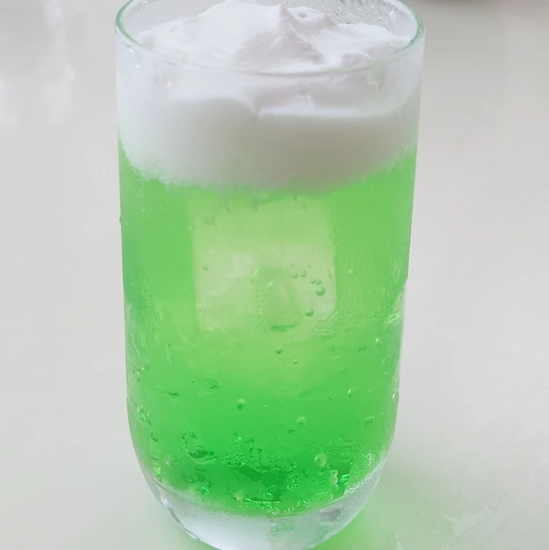 メロンソーダフロート
