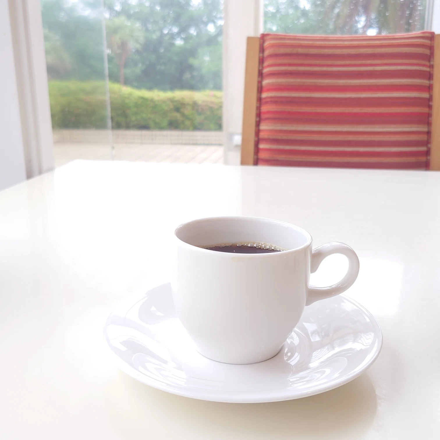 窓辺のコーヒー