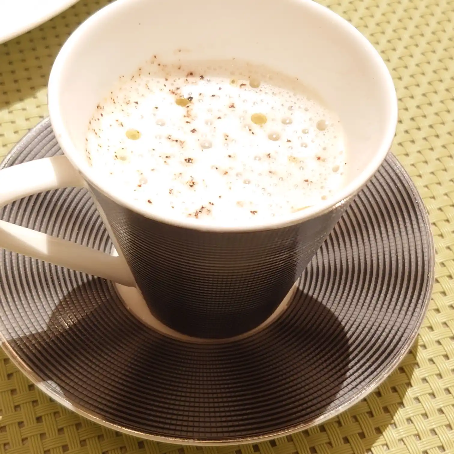 ルッチコーレ ステラコース 季節野菜のスープ　泡立ちが美しいカプチーノ風の一杯