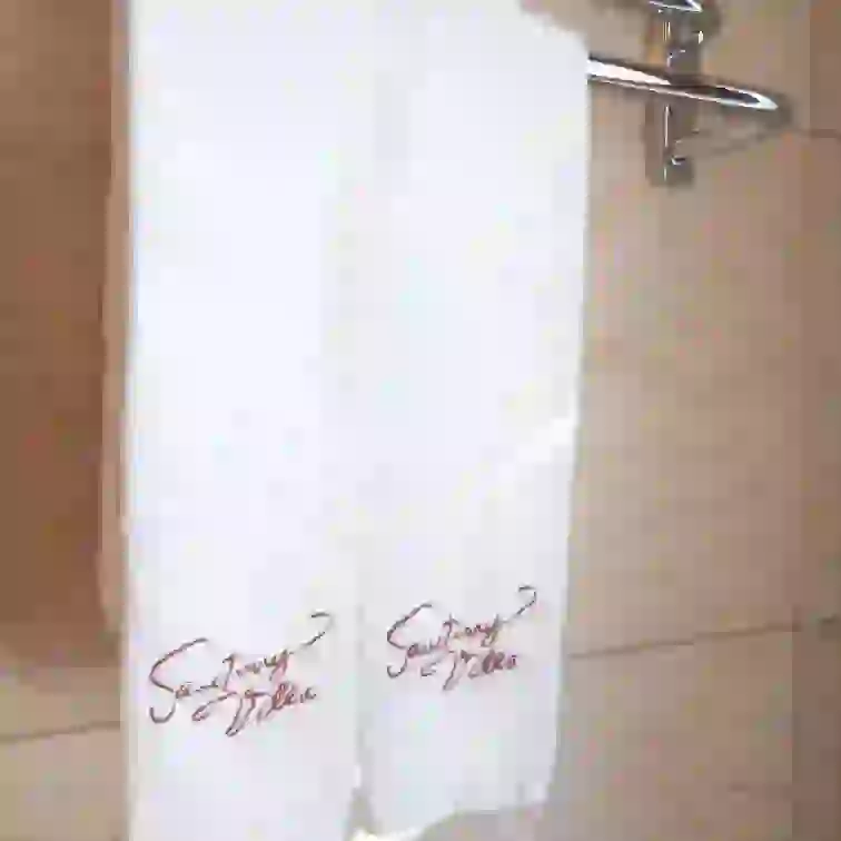 刺繍入りのタオル