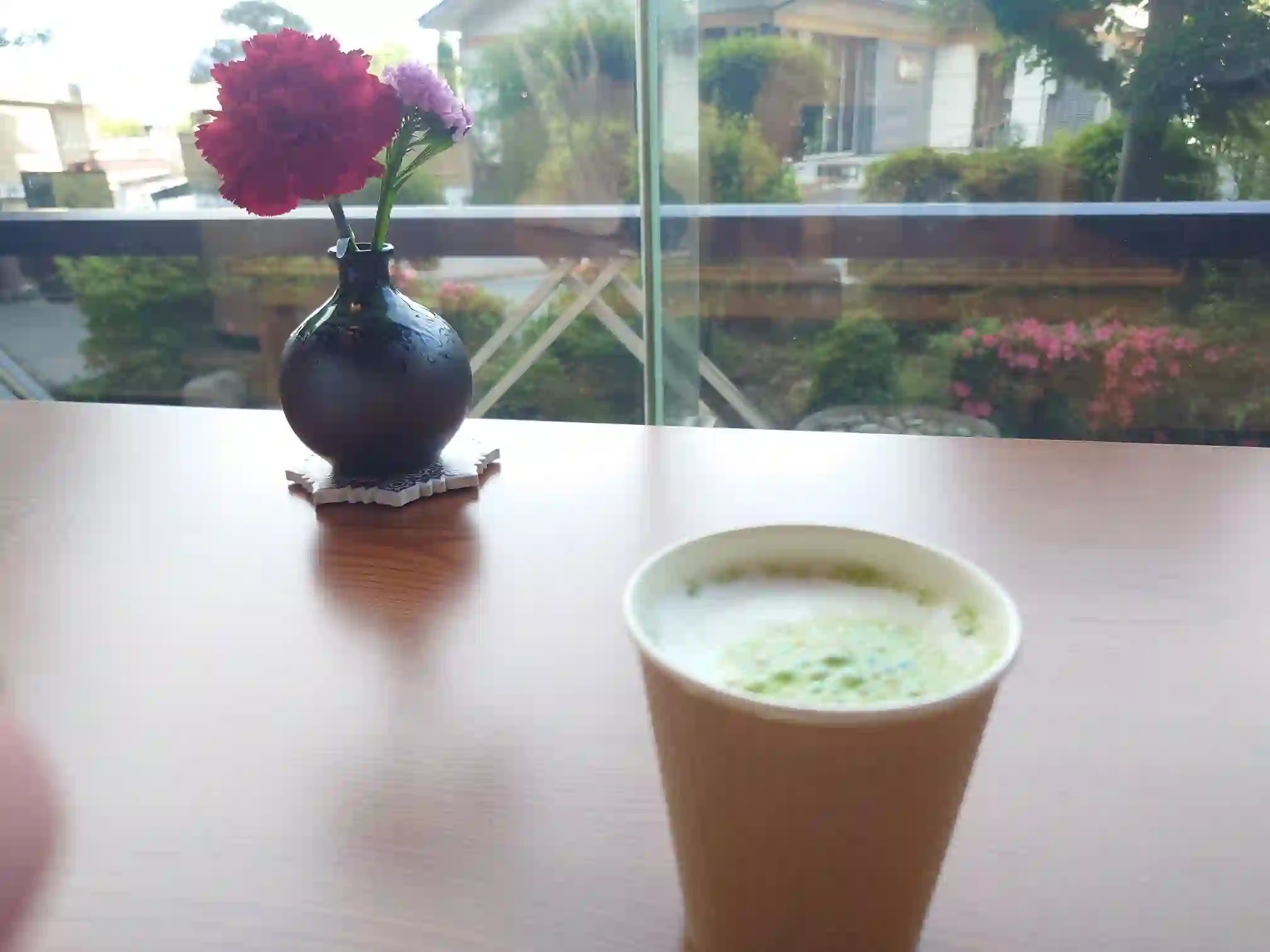 古窯のラウンジでいただいたフリードリンクの抹茶オレ