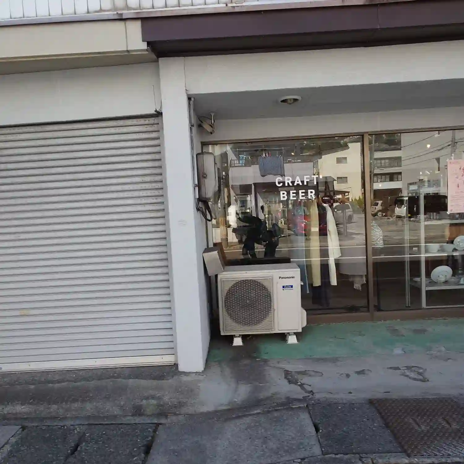 上諏訪の国道20号沿いを歩き酒蔵へ向かう街並み